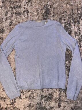 100% cashmere Lord & Taylor Pale Blue Crewneck Sweater woman’s size small